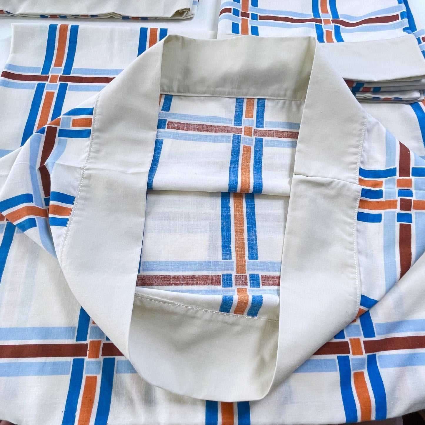 Vintage 70s pillowcases, plaid geometric pattern, TruPrest