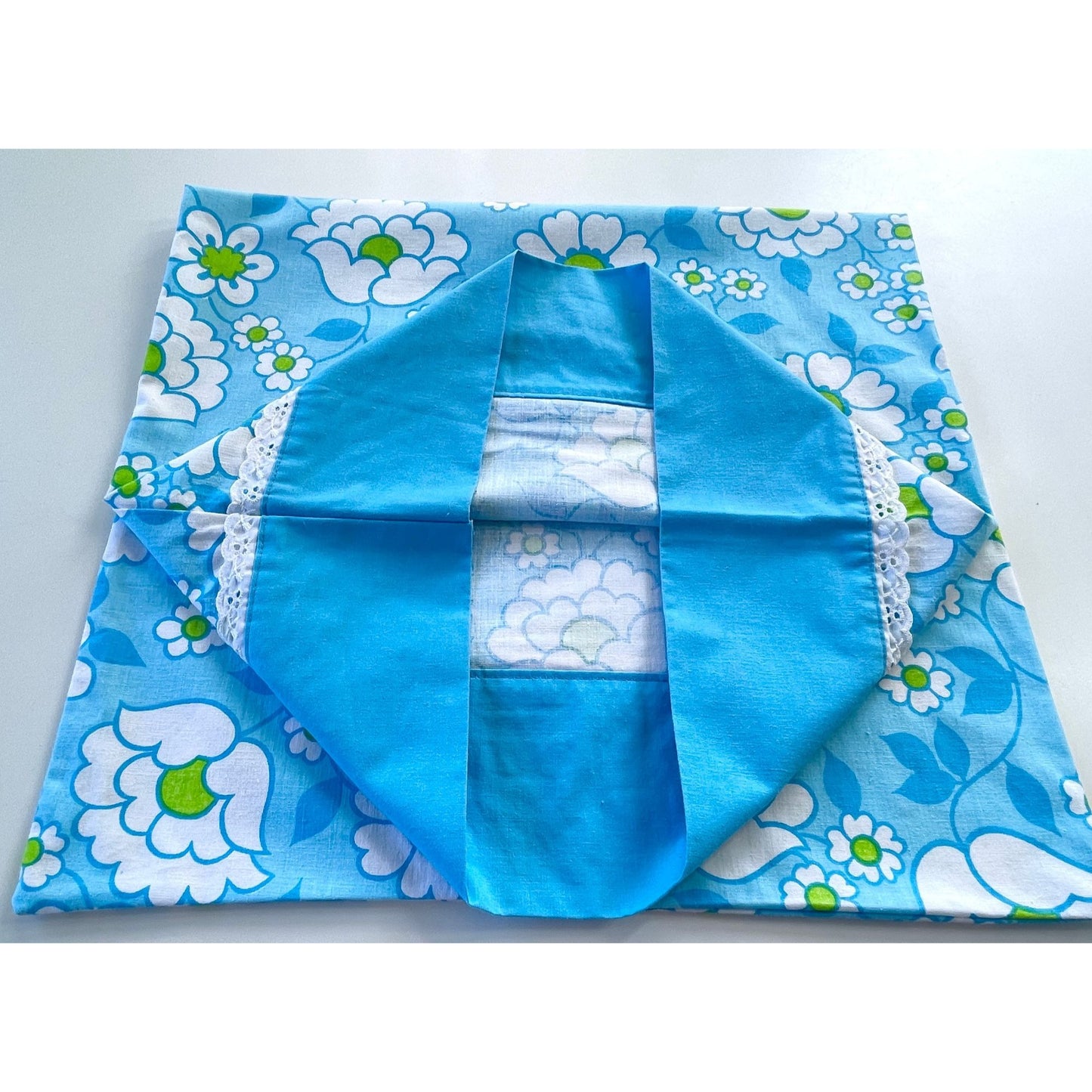 Vintage 70s pillowcase,  Wabasso