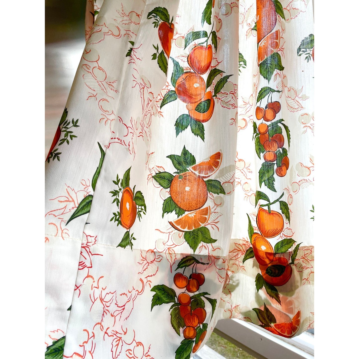 Vintage 50s pleated curtain, orange fruits novelty print