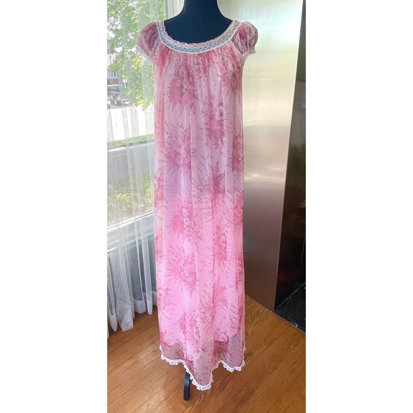 vintage 70s nightgown, pink floral double layers