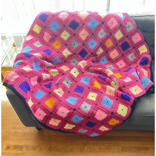 Vintage 70s granny square throw