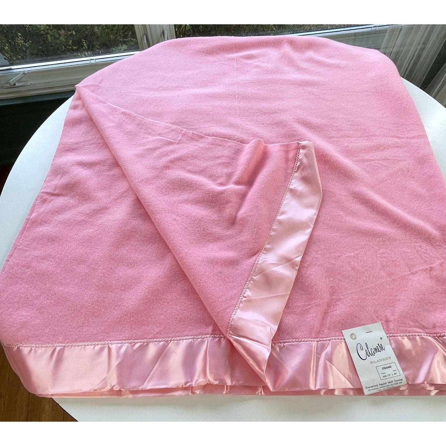 Vintage 1950s blanket, Celanese, twin size bed