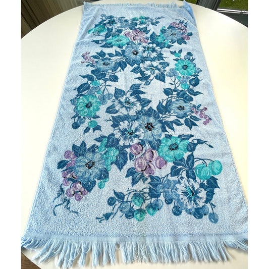 Vintage 70s bath towel, blue purple teal flowers, fringed,
