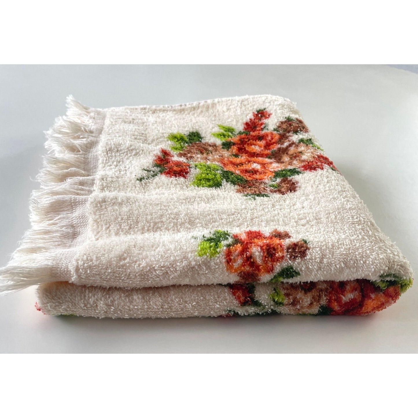 Vintage 70s bath towel, orange, brown and green flowers