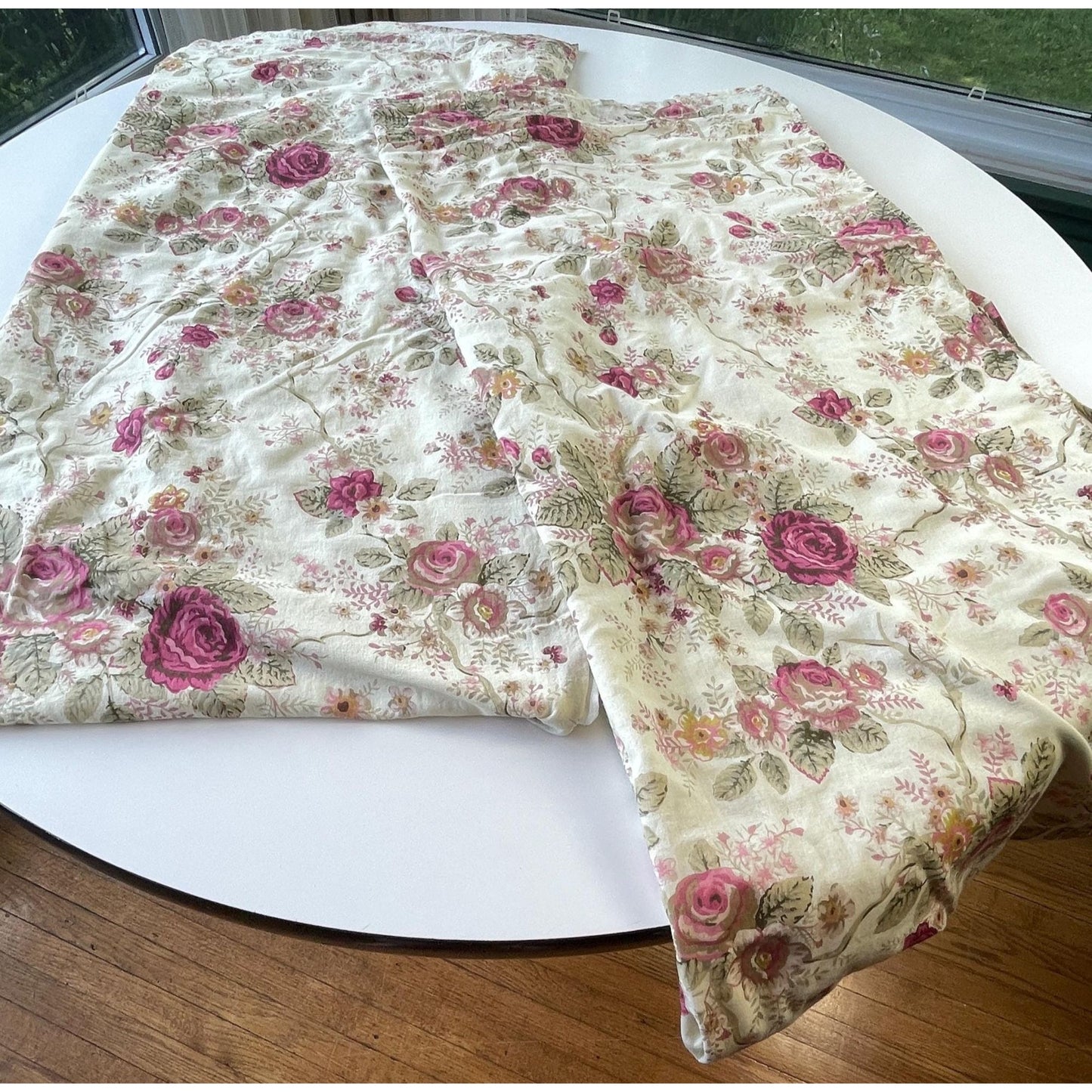 Vintage 90s curtain, beige with pink roses, lined panel