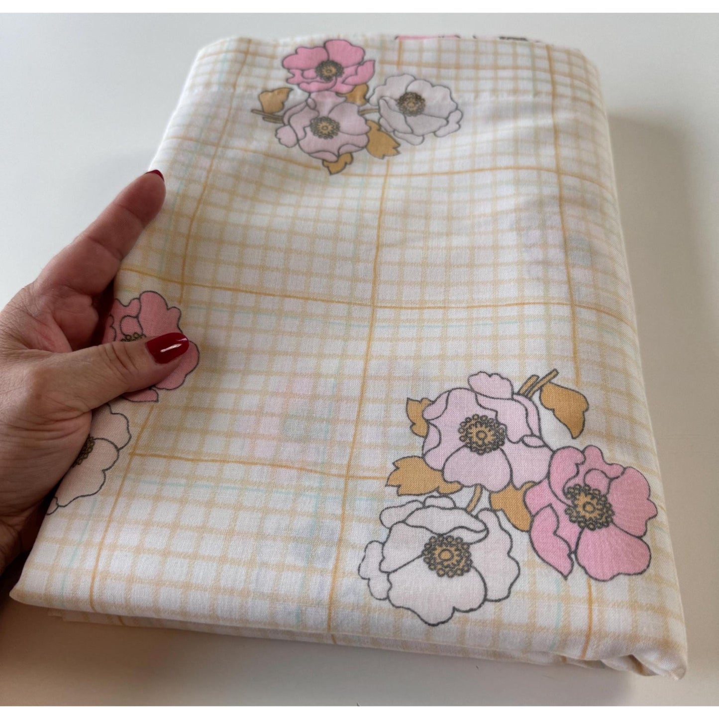 Vintage 1970s top/ flat sheet, small pink flowers, twin size, TruPrest
