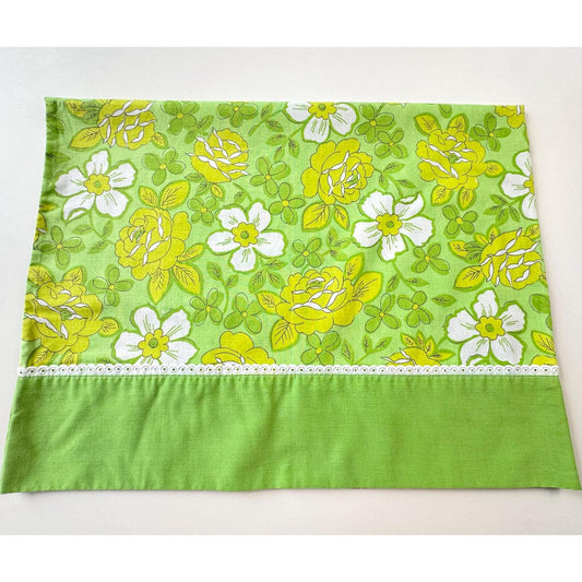 Vintage 70s pillowcase, lime green and white flowers, Dan River Dantrel
