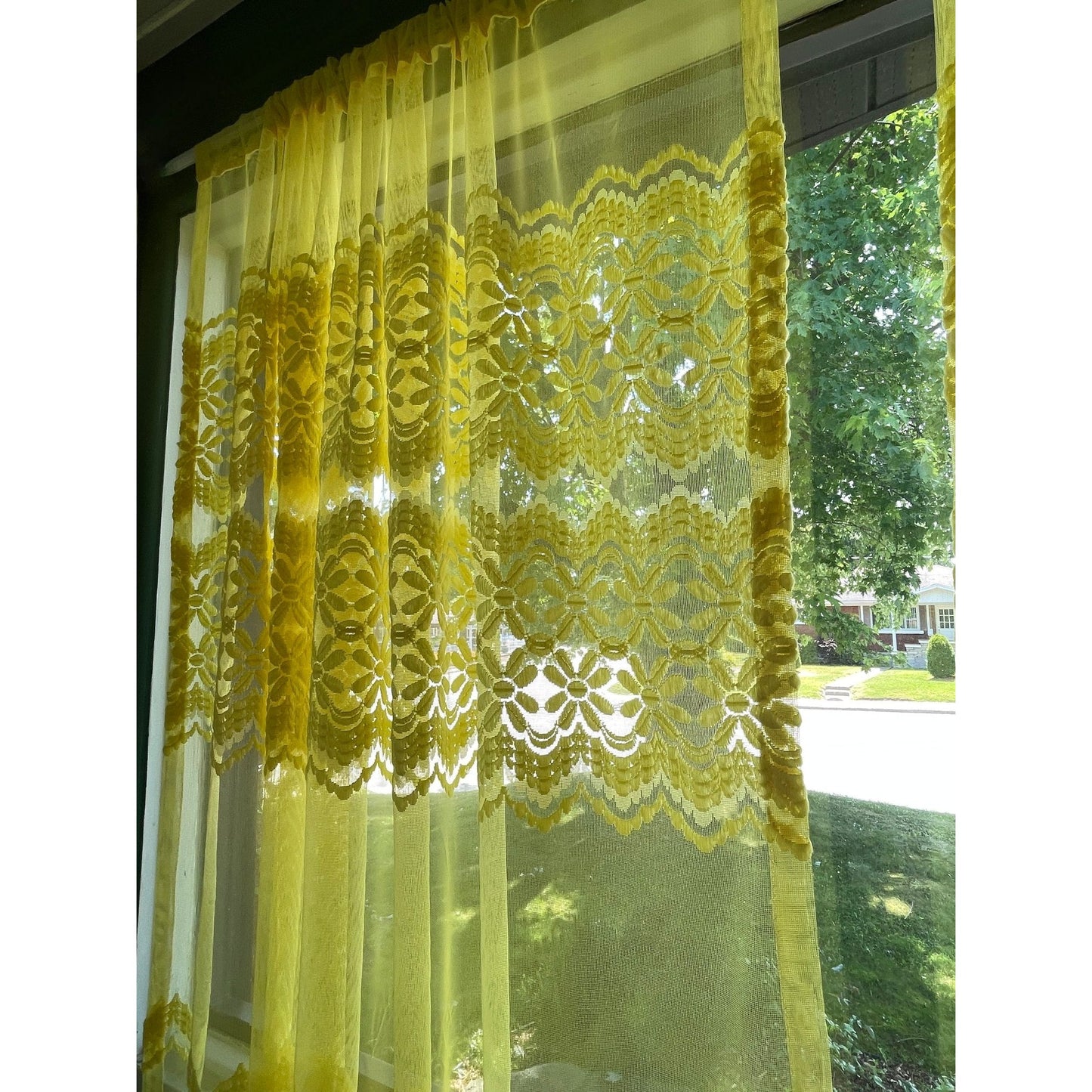 Vintage 70s curtain, yellow embroidered daisies, mesh panel
