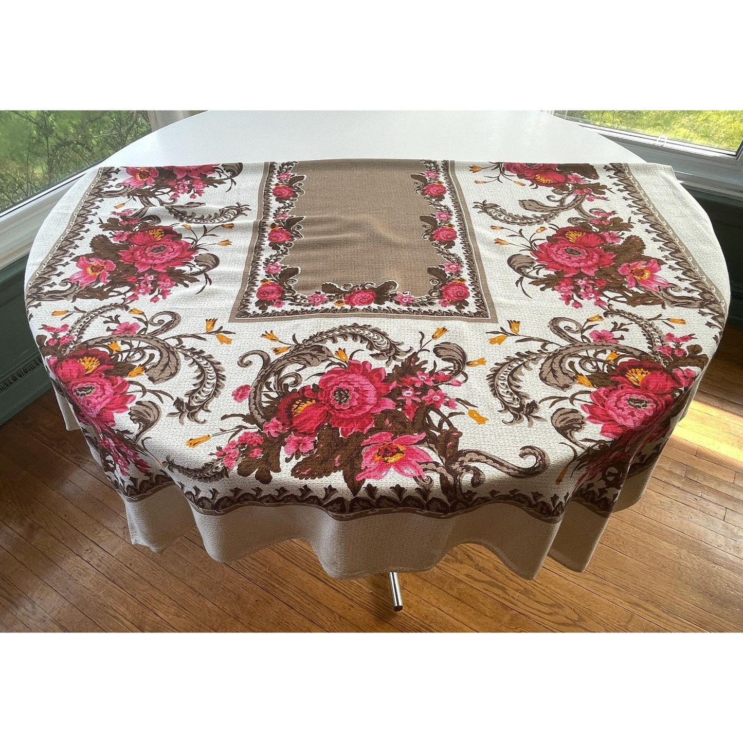 Vintage 70s floral tablecloth, rectangle, pink flowers