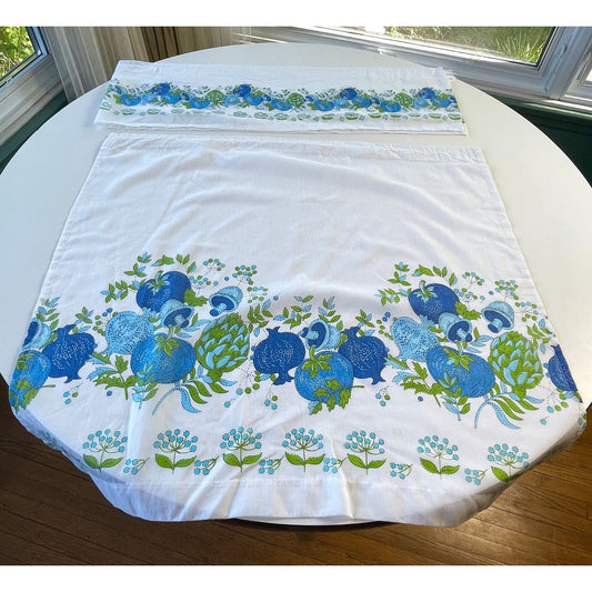 Vintage 70s cafe curtains, white green and blue vegetables panel and valance set