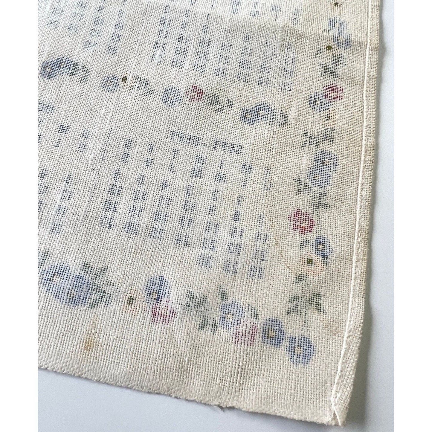 Vintage 1980 calendar tea towel, "Happiness is...", English/French