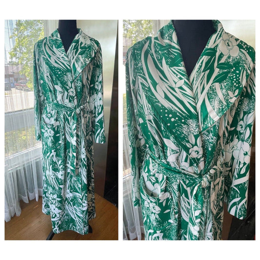 Vintage 70s house dress, green floral