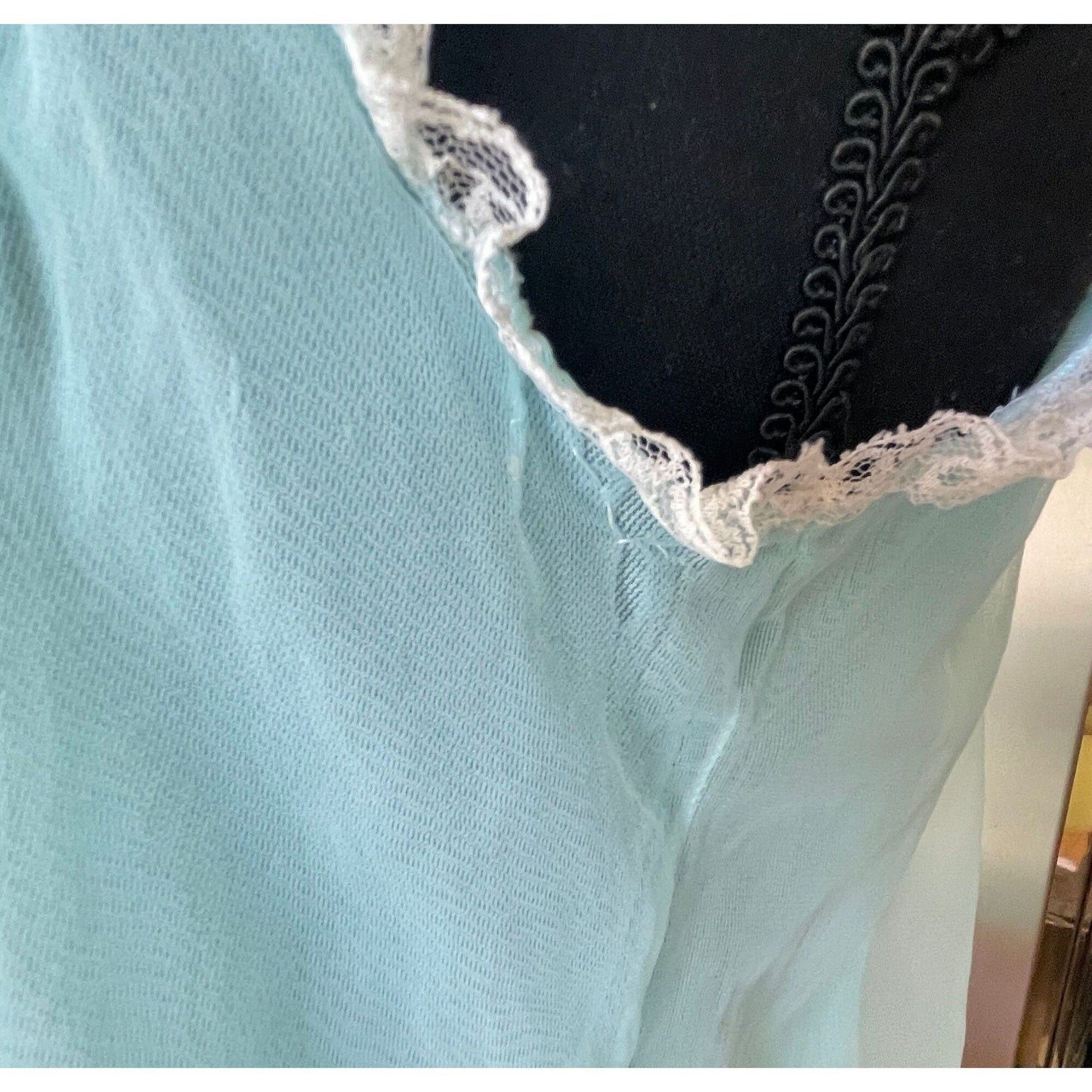 Vintage 1960s night dress, blue sleeveless negligee