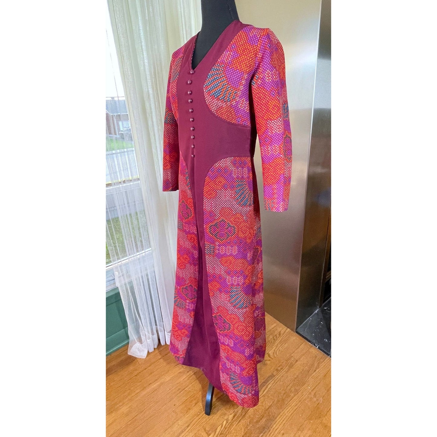 Vintage 1970s dress, MOD, magenta, hot pink, orange abstract pattern