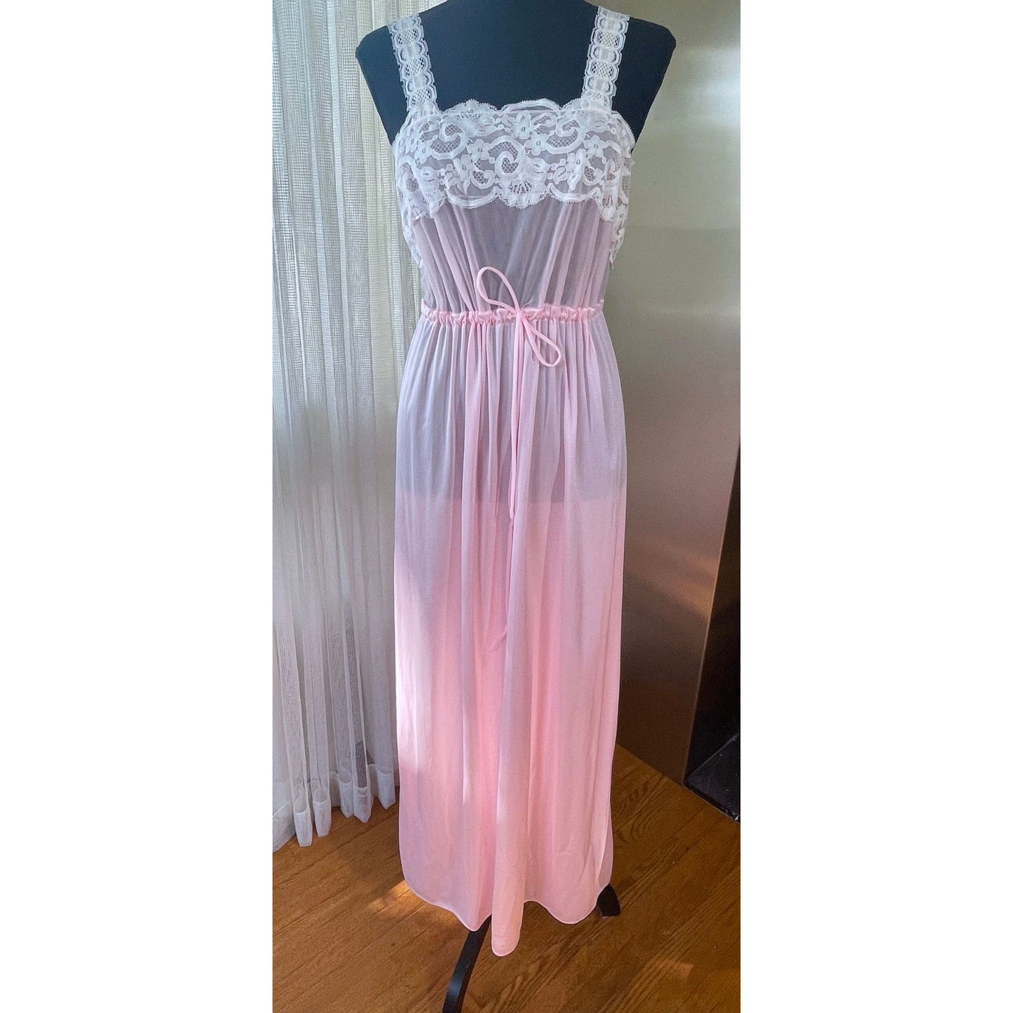 Vintage 1970s peignoir set, negligee and peignoir, bridal set, Kaymar Lingerie