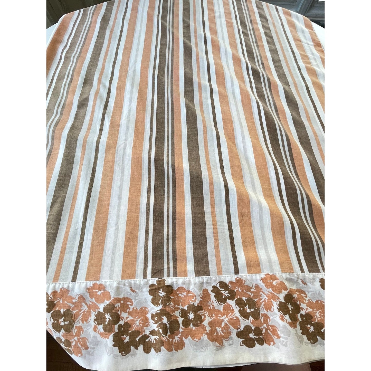 Vintage 70s flat sheet, double/full size, Truprest
