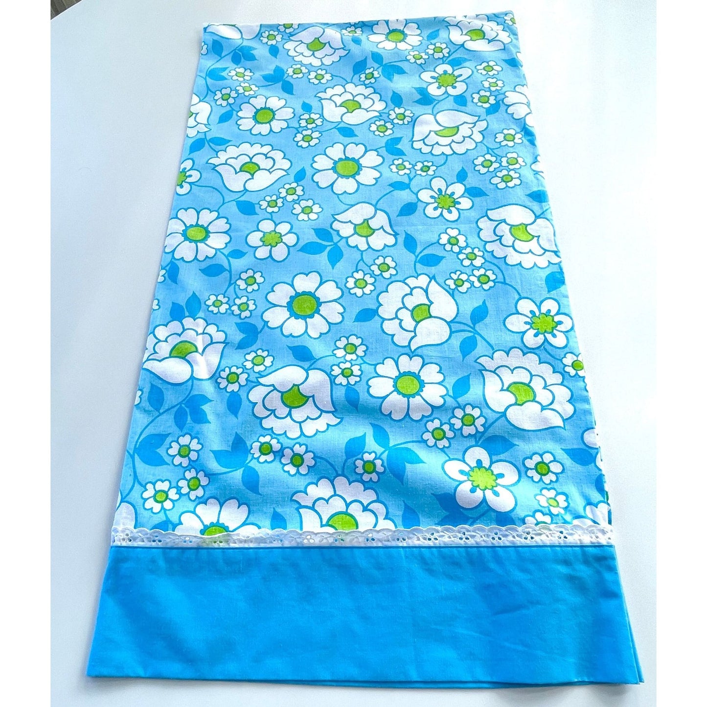 Vintage 70s pillowcase,  Wabasso