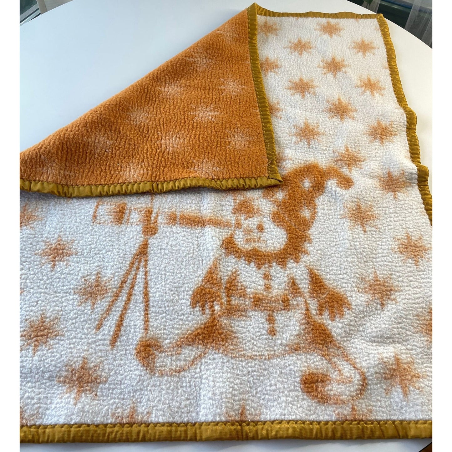 Vintage baby blanket, reversible fleece with satin trim