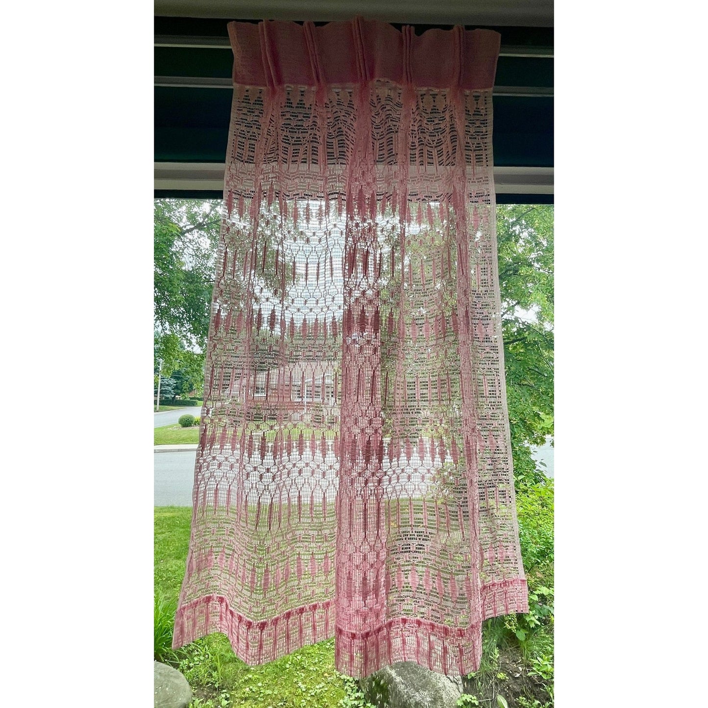 Vintage 60s pleated curtain, pink mesh