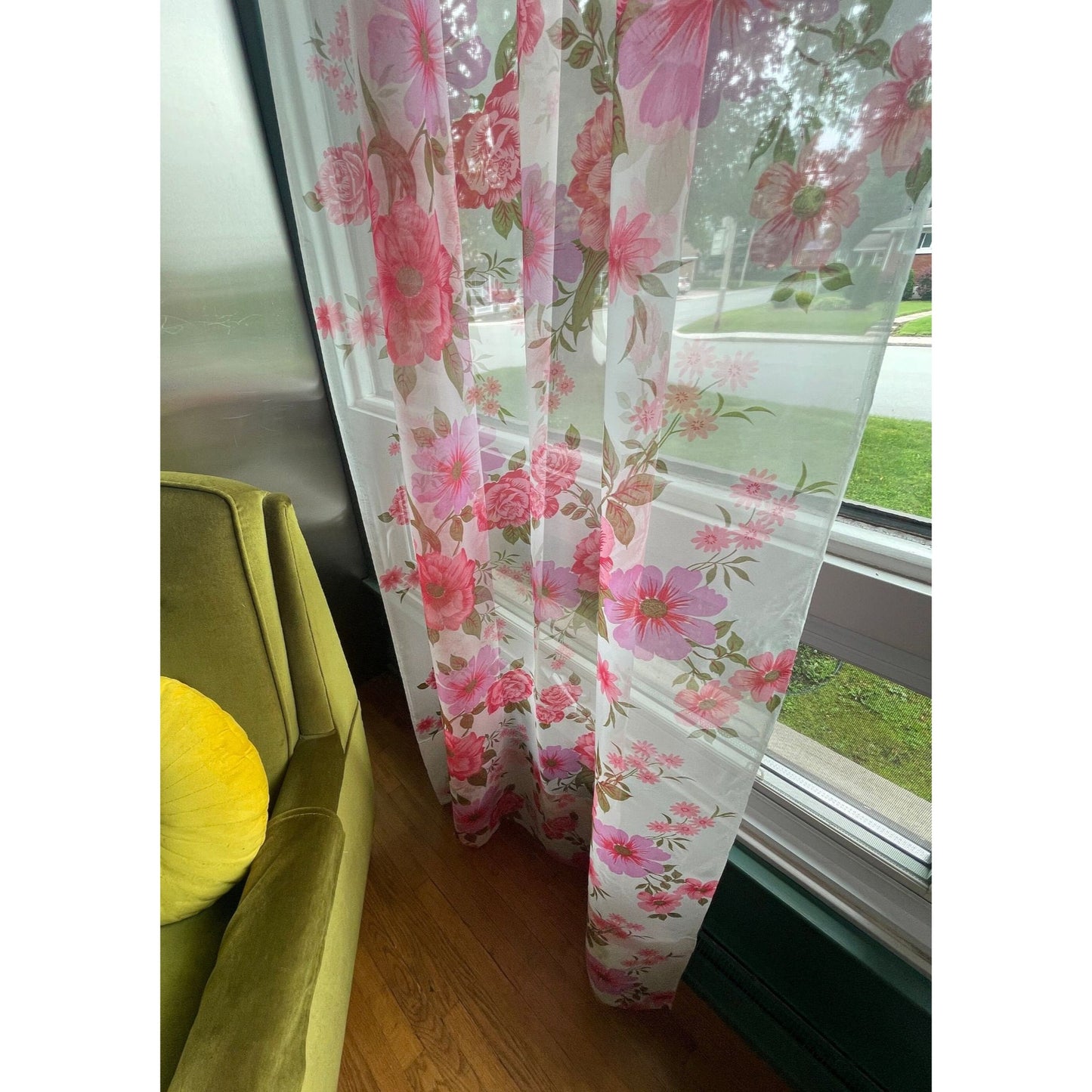 Vintage 50s sheer pink floral pleated curtain