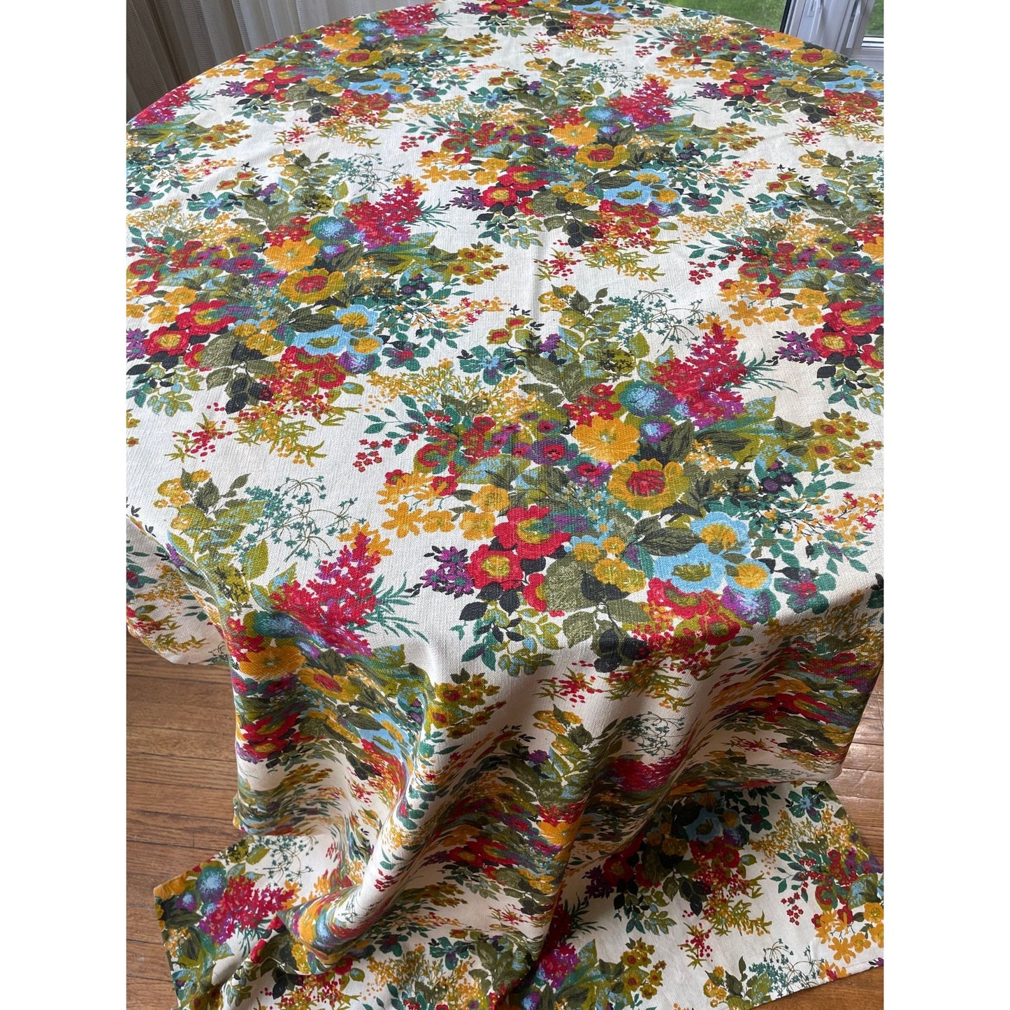 Vintage 60s floral curtain, single panel