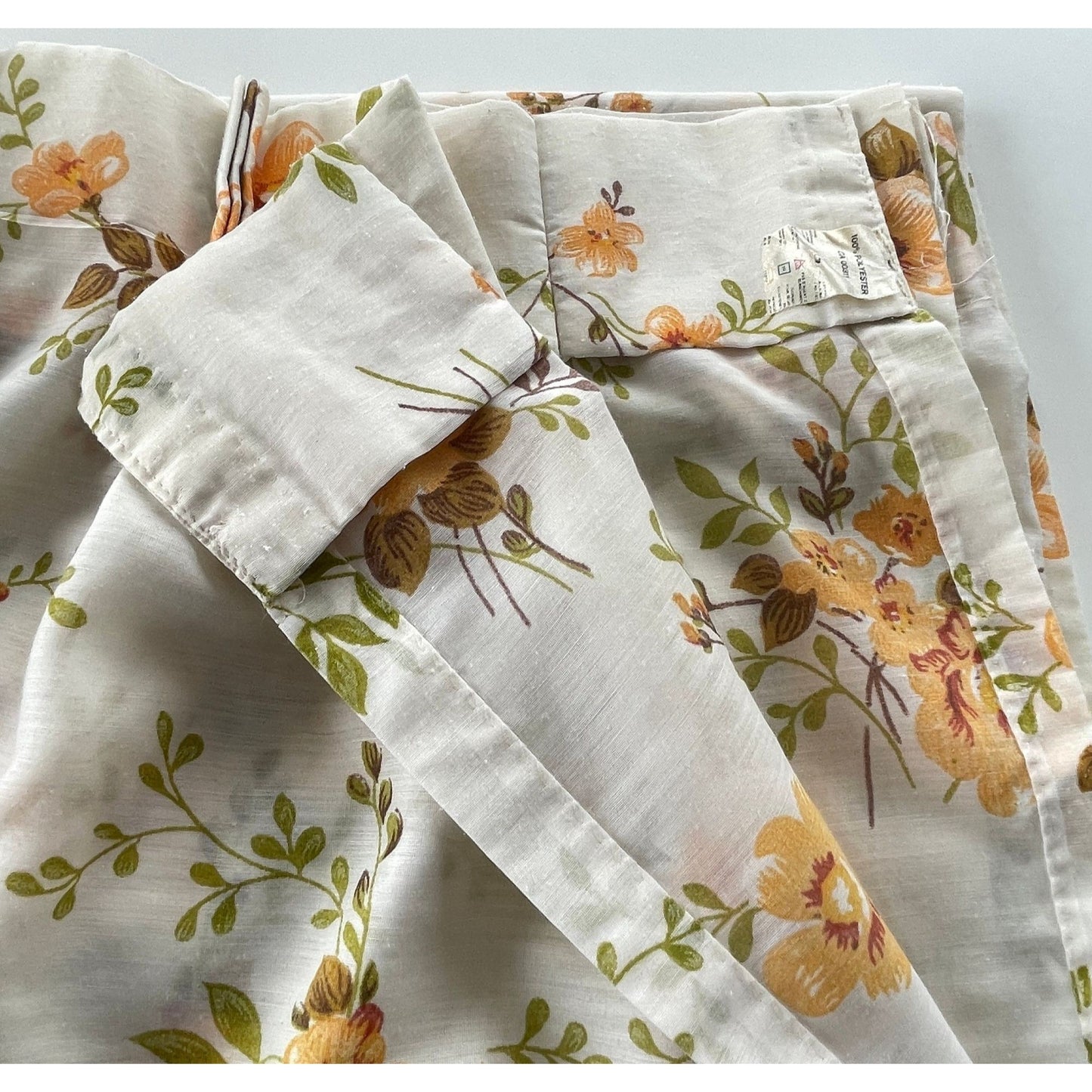 Vintage 80s pleated curtain, orange floral bouquets