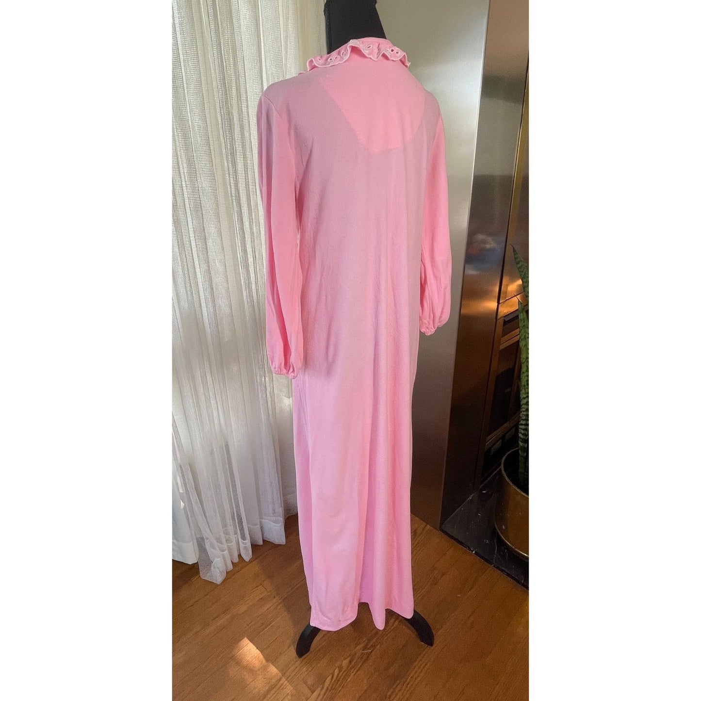 Vintage 80s robe, pink flannel, Hamilton Lingerie