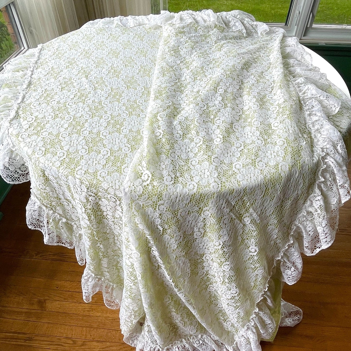 Vintage 70s mesh green and white ruffled curtains