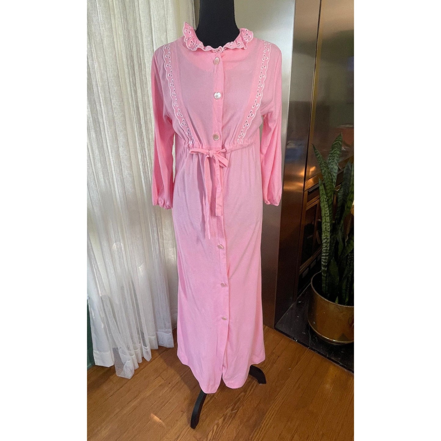 Vintage 80s robe, pink flannel, Hamilton Lingerie