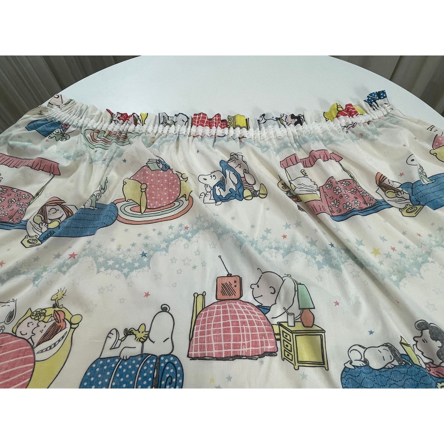Vintage 60s Charlie Brown pleated curtain