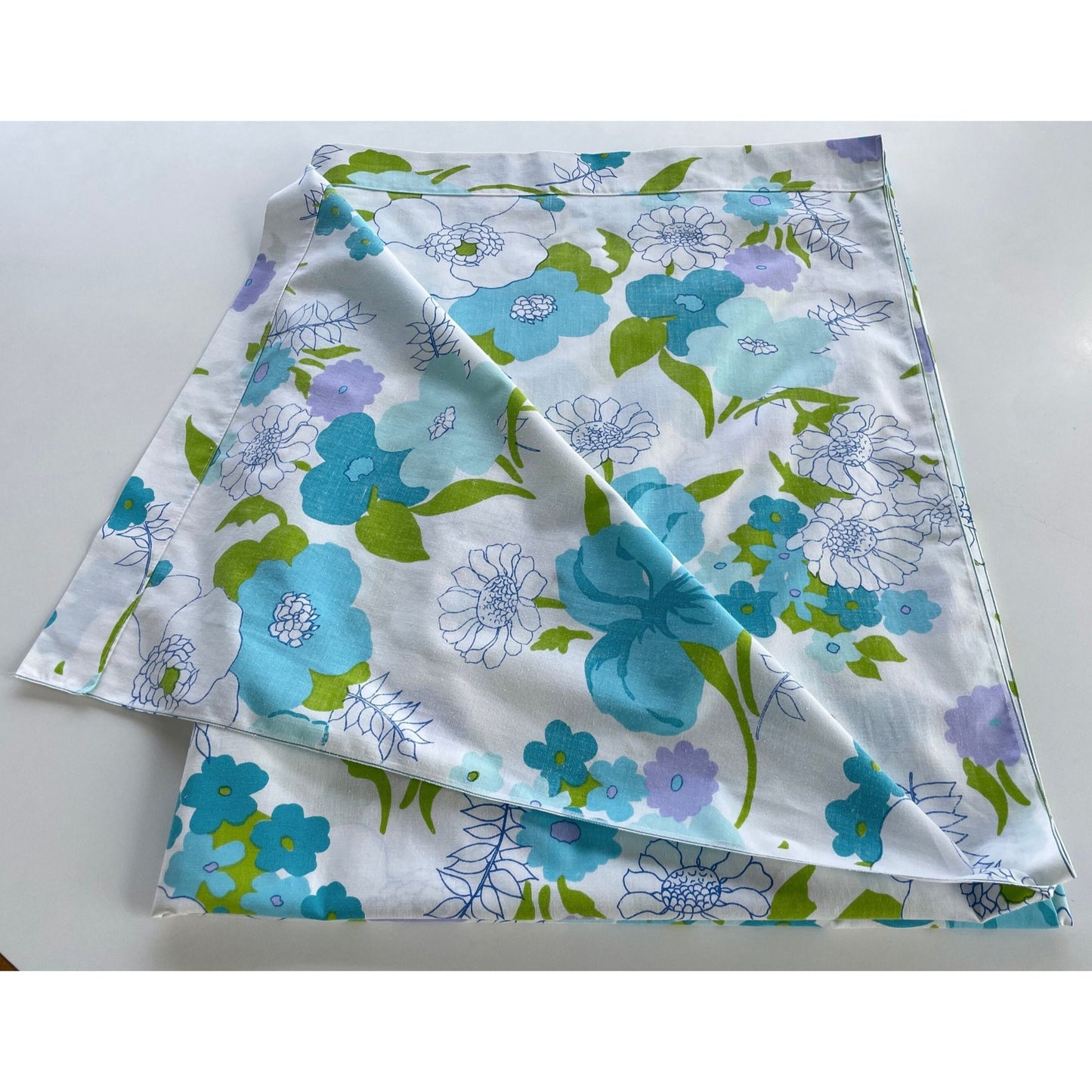Vintage 70s flat sheet, queen / double size bed, TruPrest