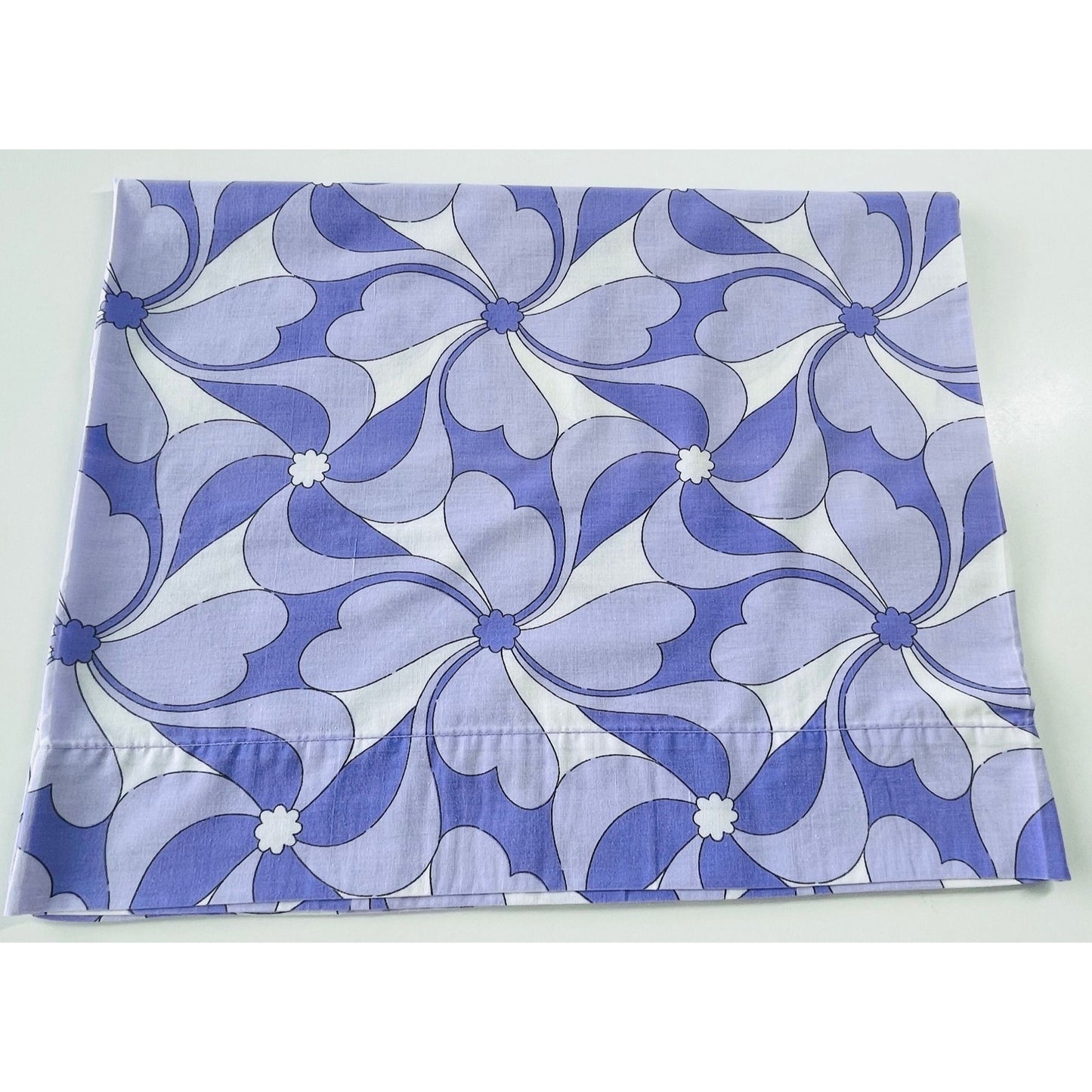 Vintage 70s pillowcase, purple pinwheel, Wabasso