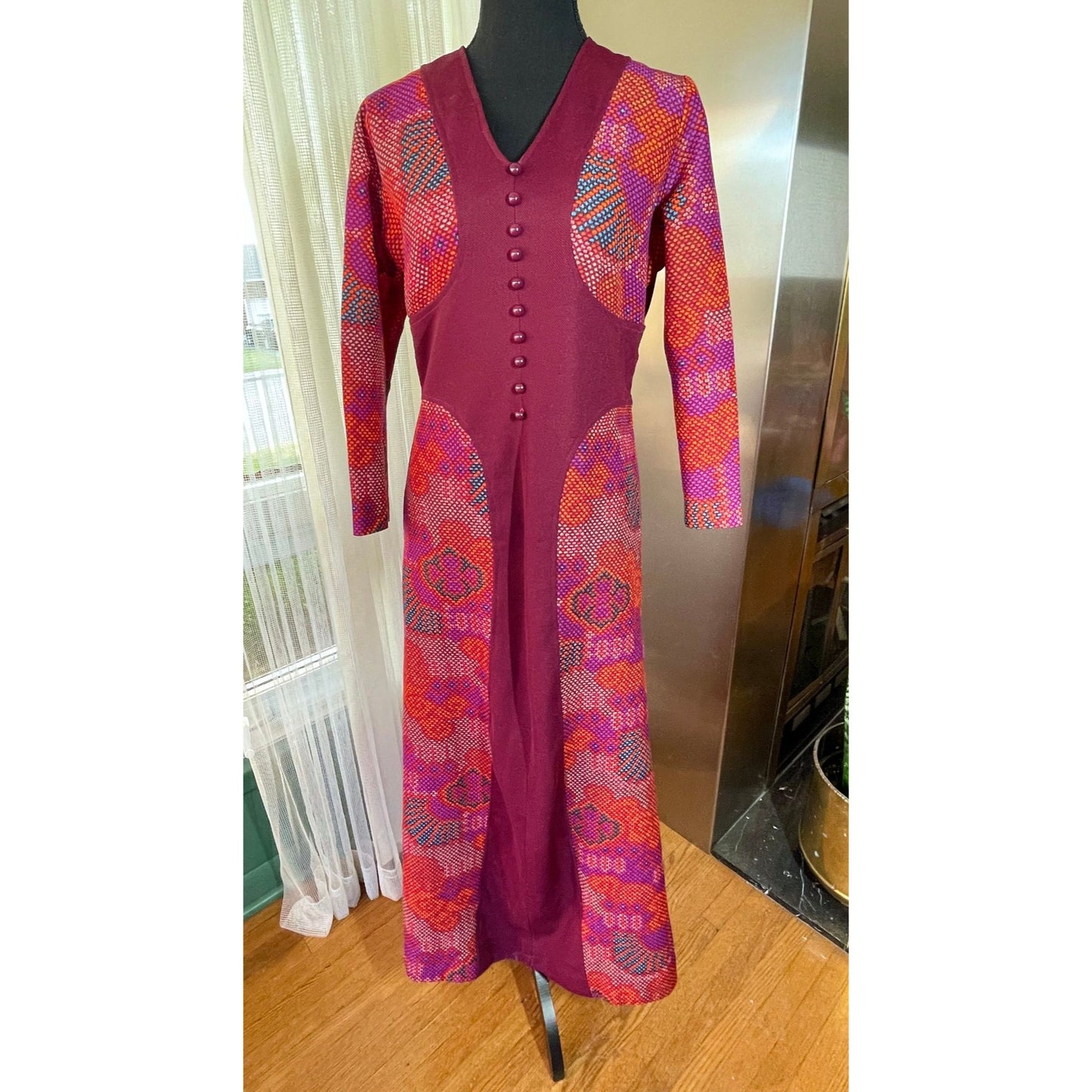 Vintage 1970s dress, MOD, magenta, hot pink, orange abstract pattern