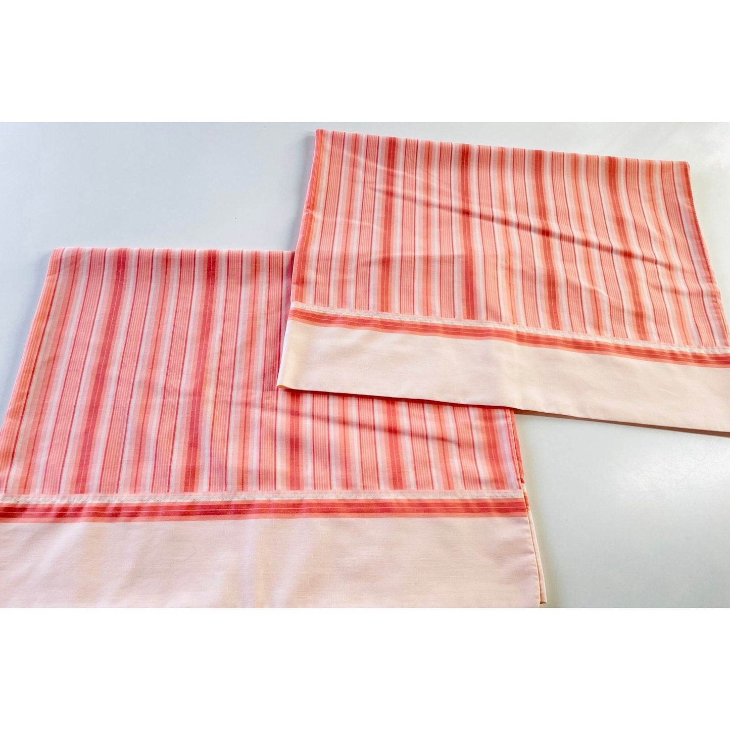 Vintage 80s pillowcases set, Mainstay