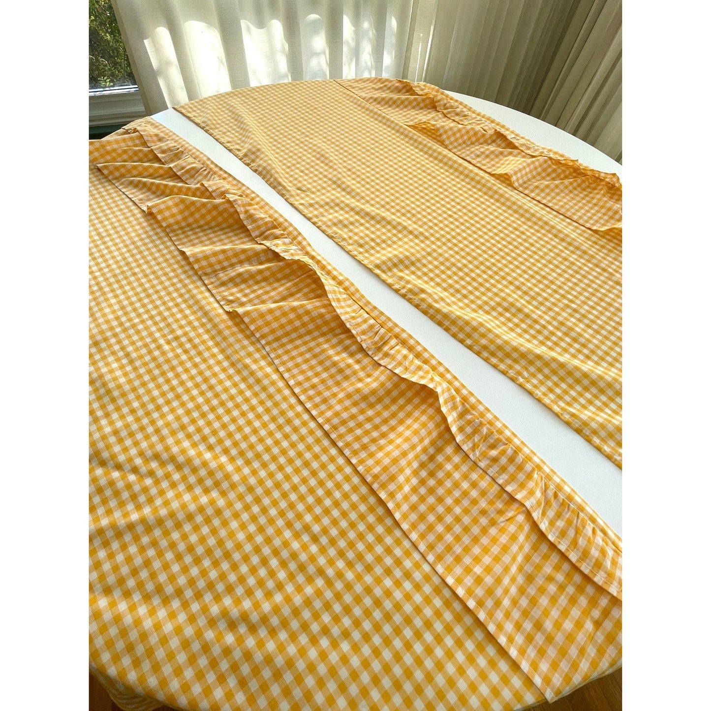 Vintage 70s valance curtain, yellow white checkered