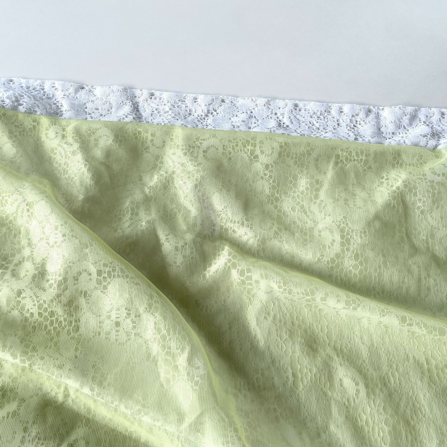 Vintage 70s mesh green and white ruffled curtains