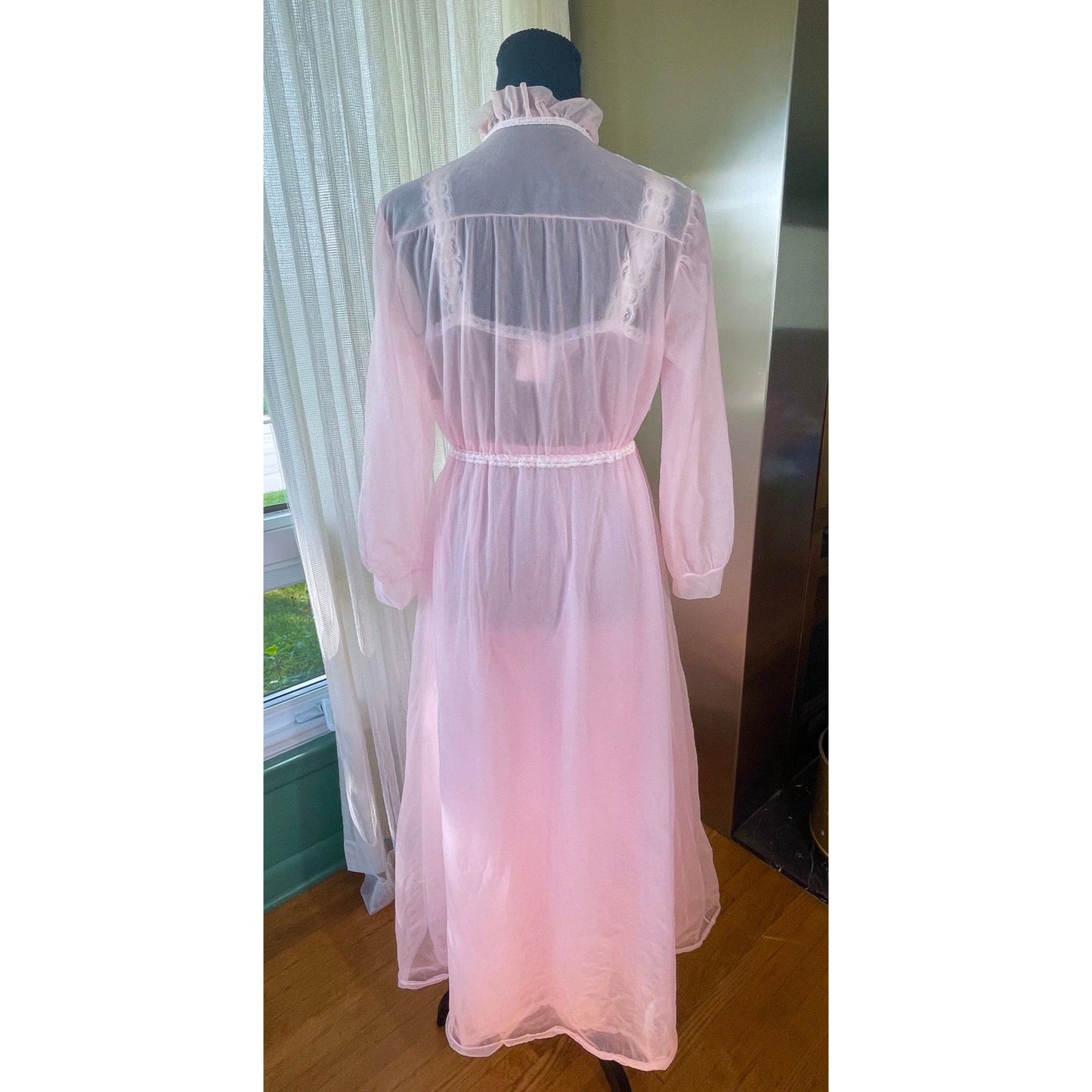 Vintage 1970s peignoir set, negligee and peignoir, bridal set, Kaymar Lingerie