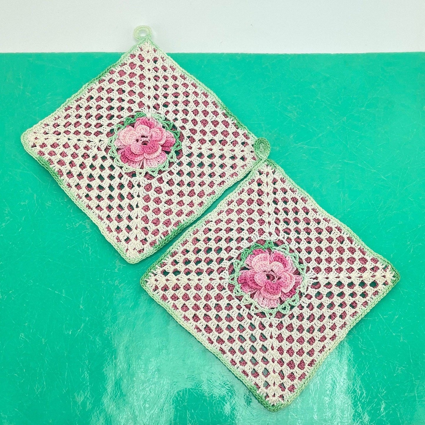 Vintage 60s crochet potholders