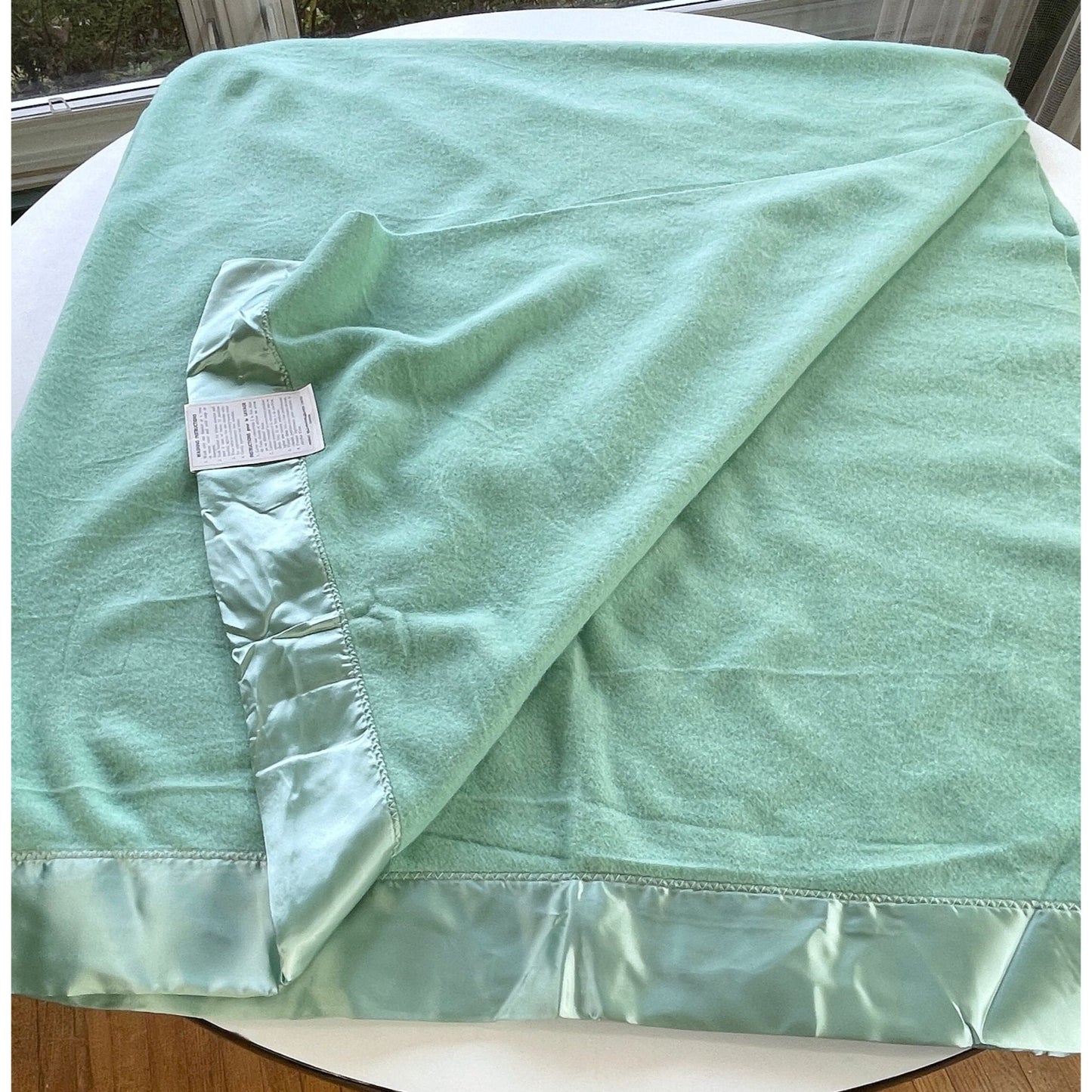 Vintage 1950s blanket, Celanese, twin size bed