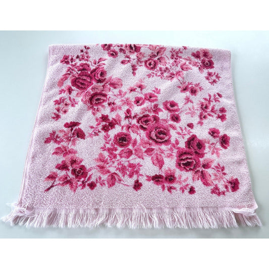 Vintage 70s bath towel, hot pink, fringed