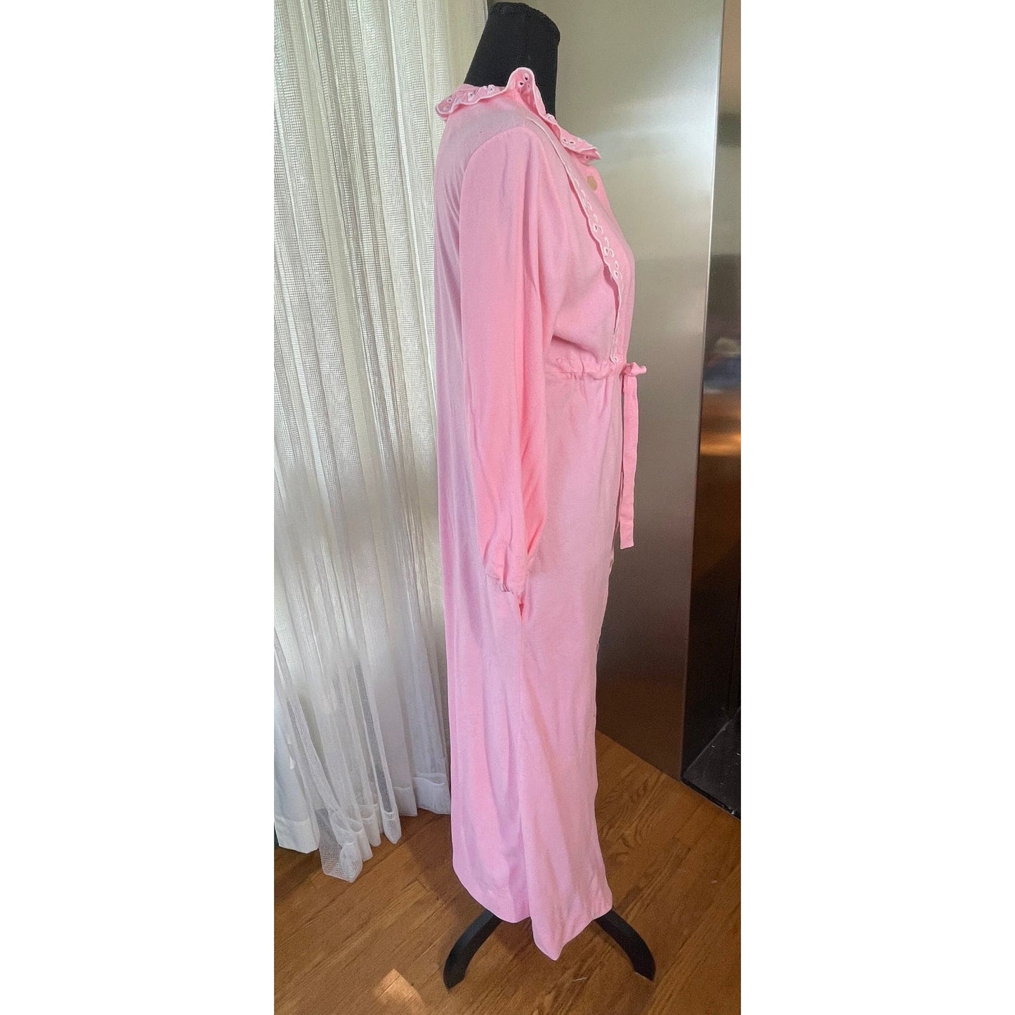 Vintage 80s robe, pink flannel, Hamilton Lingerie