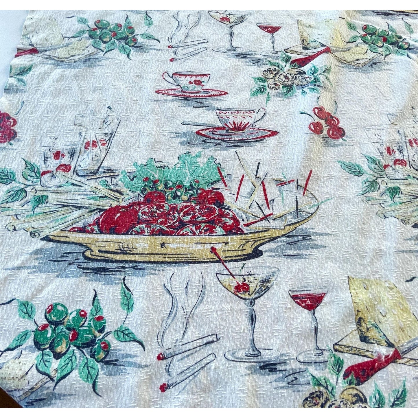 Vintage 50s barkcloth curtain, novelty print fruits, cocktails pattern panel