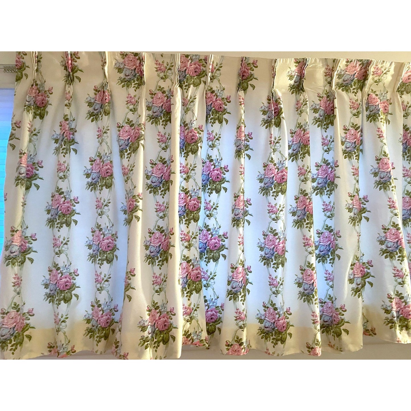 Vintage 70s pleated curtain