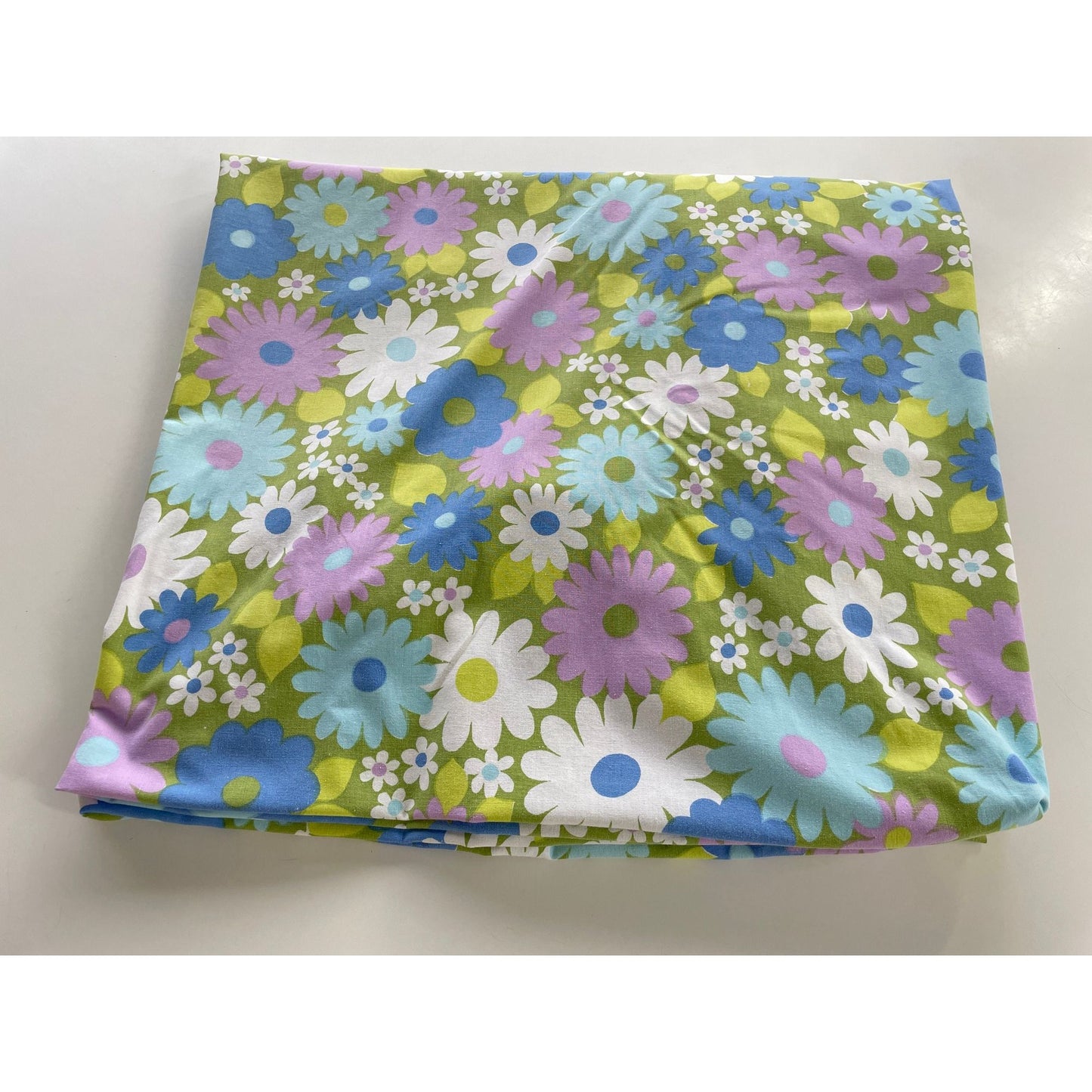 Vintage 70s fitted sheet, Wabasso, twin size bed