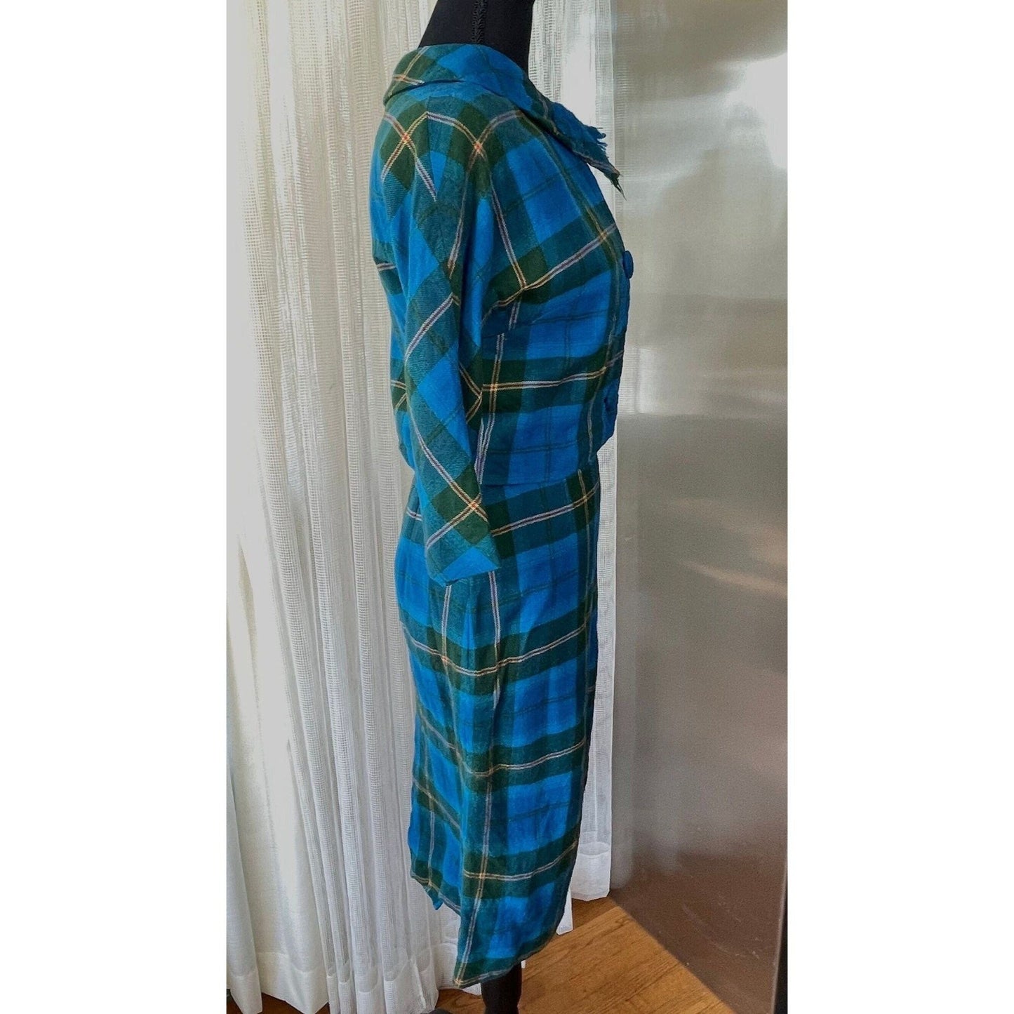 Vintage 1960s two pieces set, plaid wool jacket and straight skirt, AlJean