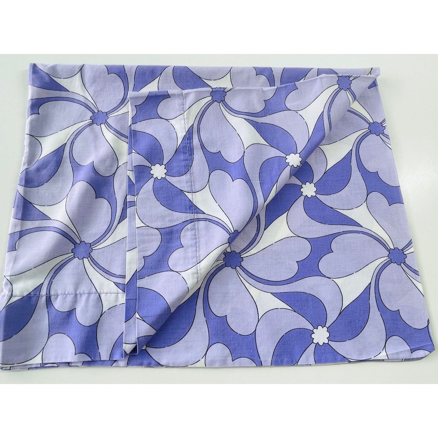 Vintage 70s pillowcase, purple pinwheel, Wabasso