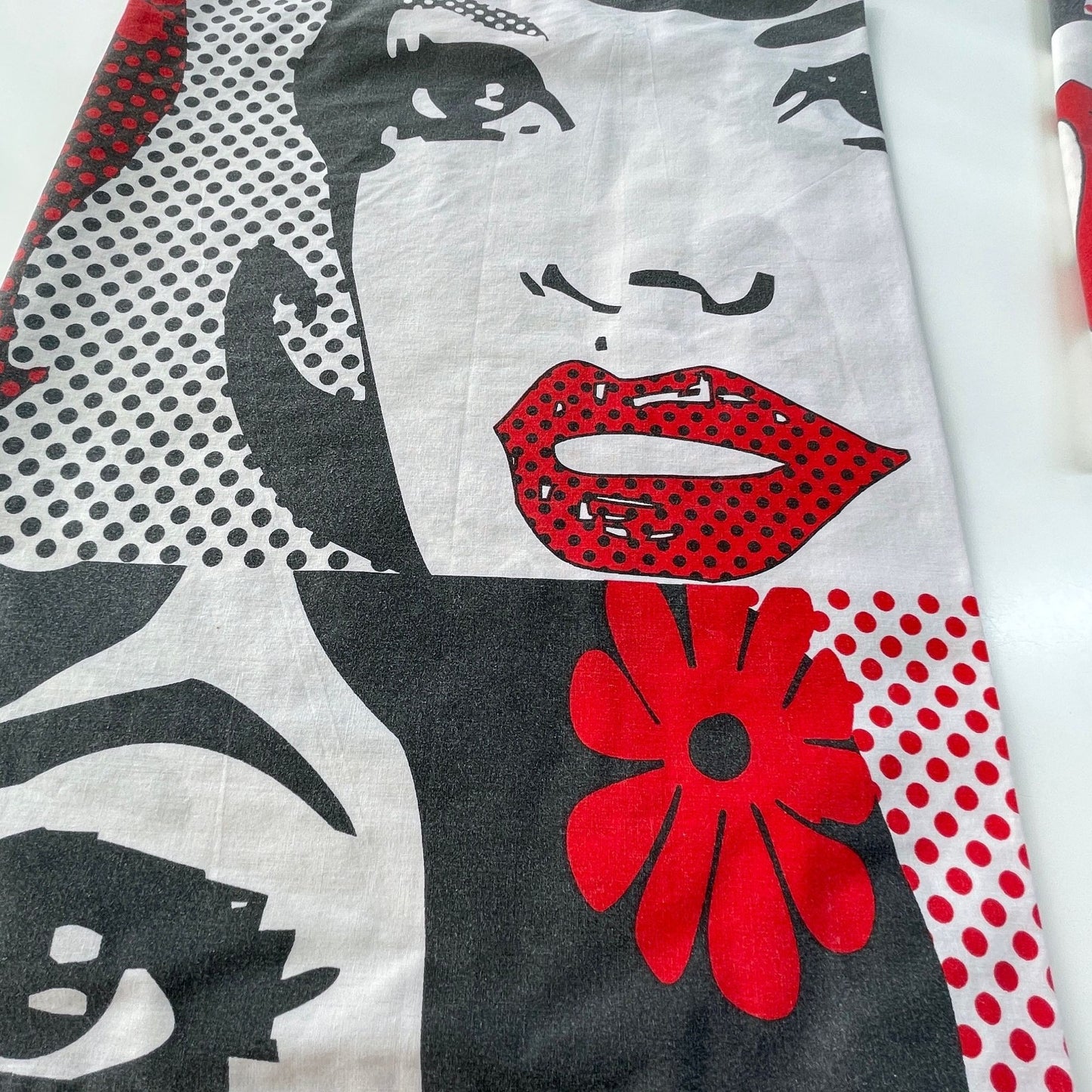 Vintage 80s Pop Art pillowcases set