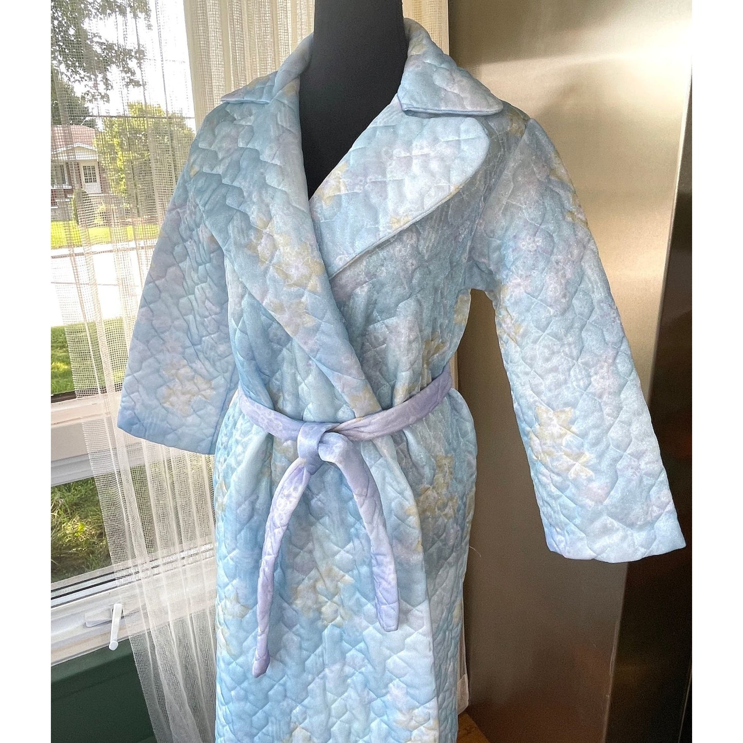 Vintage 70s robe, quilted house coat, Hamilton Lingerie