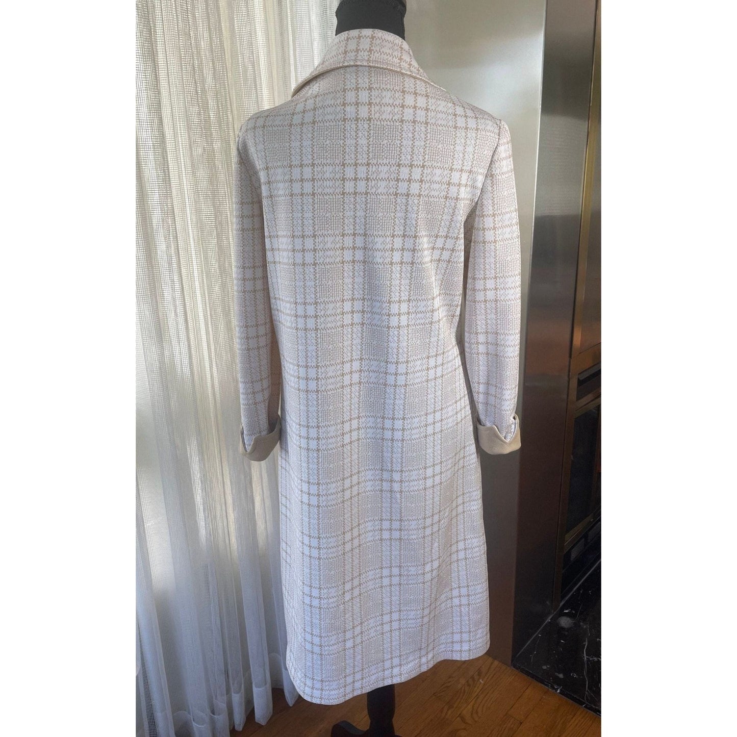 Vintage 70s dress, tan buffalo check pattern, long sleeves, Leo Danal