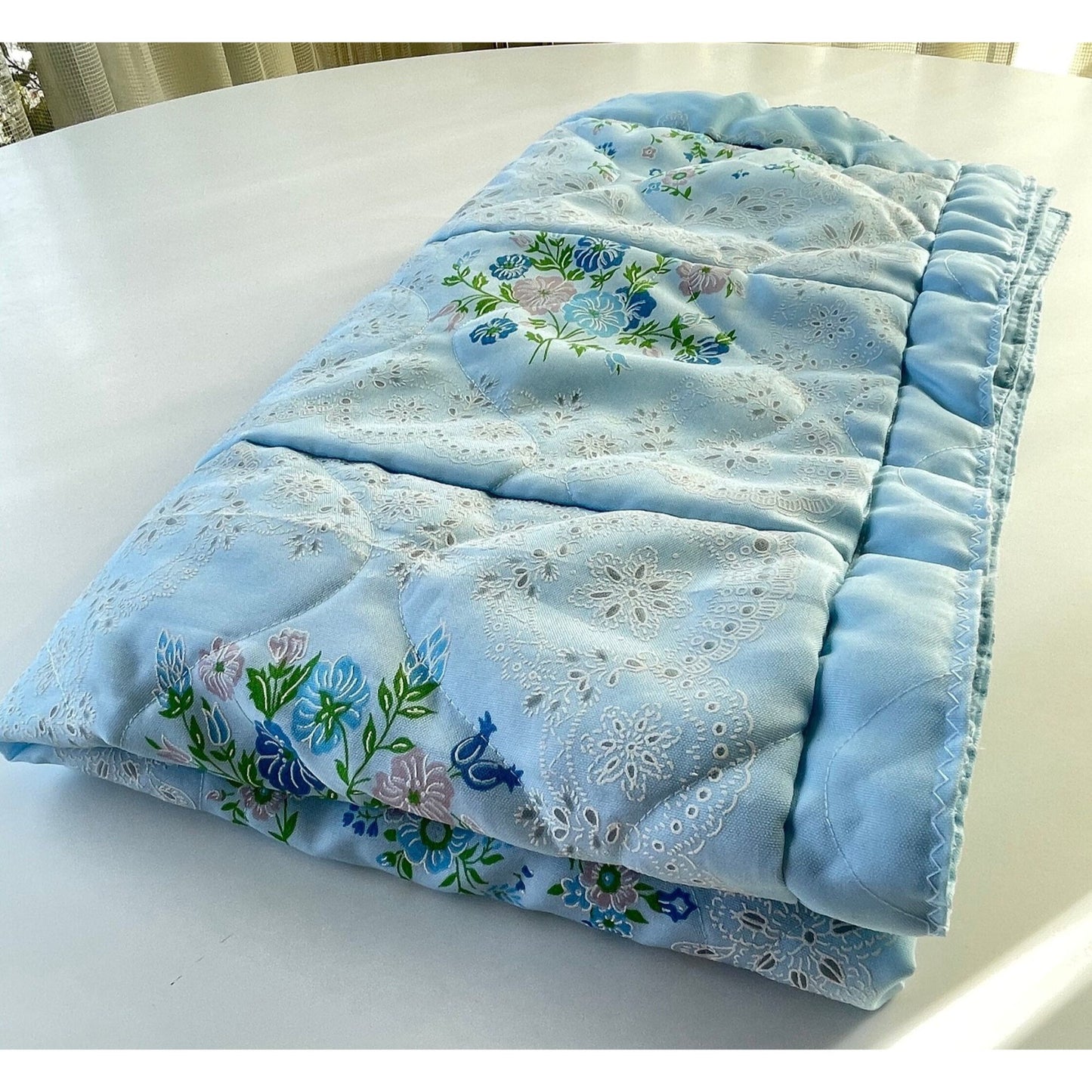 Vintage 60s baby dundee, quilted throw blanket